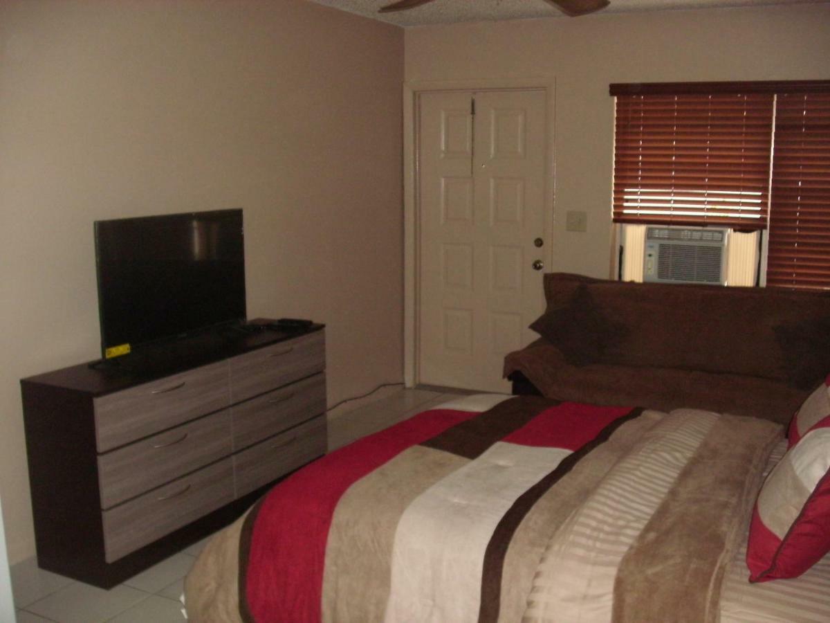 Newly Furnished Large, Clean, Quiet Private Unit Apartamento Fort Lauderdale Exterior foto